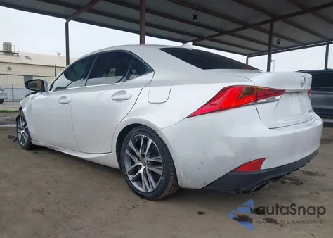2019 Lexus Is 300 z USA, uszkodzony, nr VIN JTHBA1D24K5094864